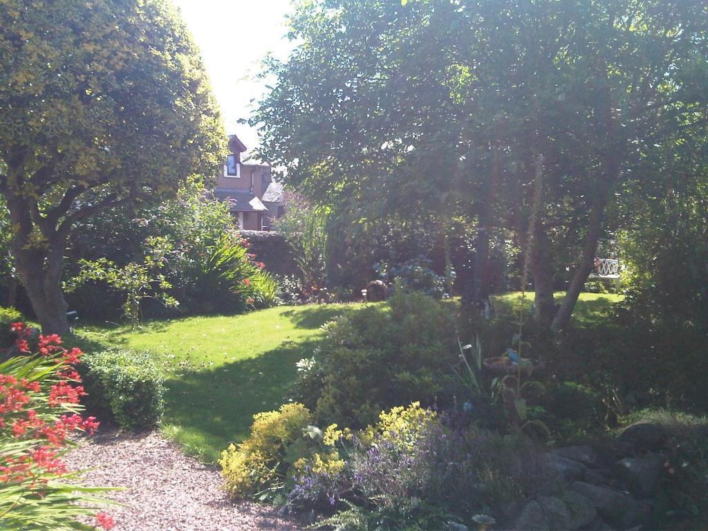 James Cottage Guest House Crieff Exterior photo